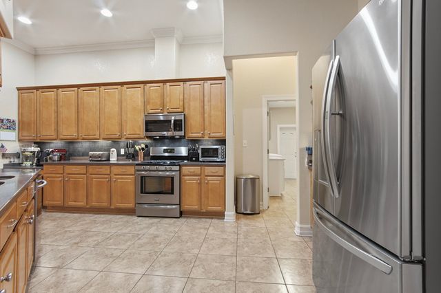 158 Whispering Way, Freeport, FL 32439