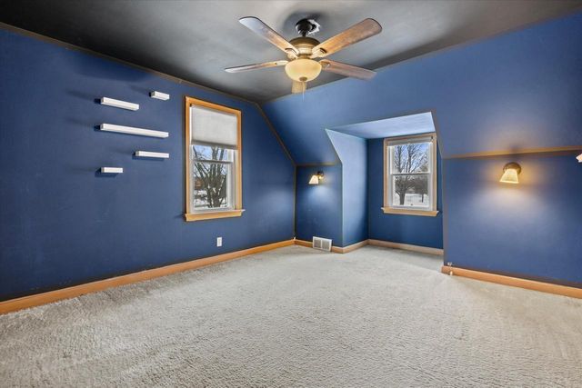 2640 S 78th STREET, West Allis, WI 53219