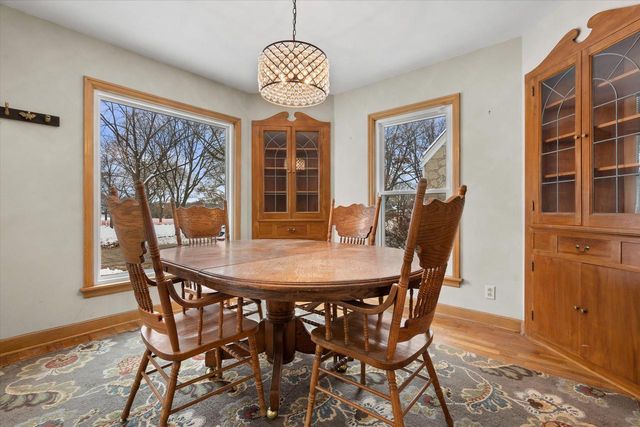 2640 S 78th STREET, West Allis, WI 53219