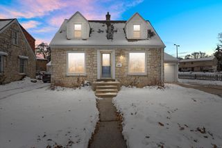 2640 S 78th STREET, West Allis, WI 53219