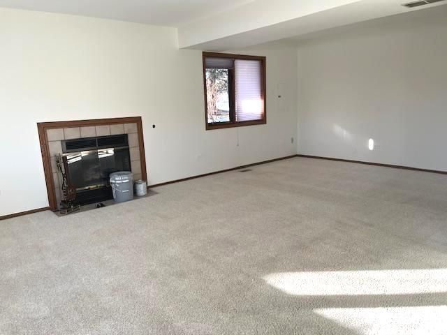 9334 DRUMMOND Drive 9334, Tinley Park, IL 60487