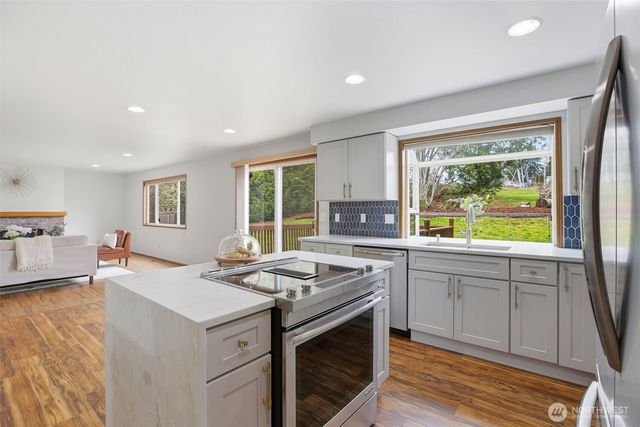 4914 S 310th Place, Auburn, WA 98001