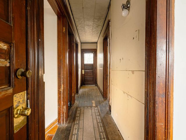 5062 Parker Street, Detroit, MI 48213