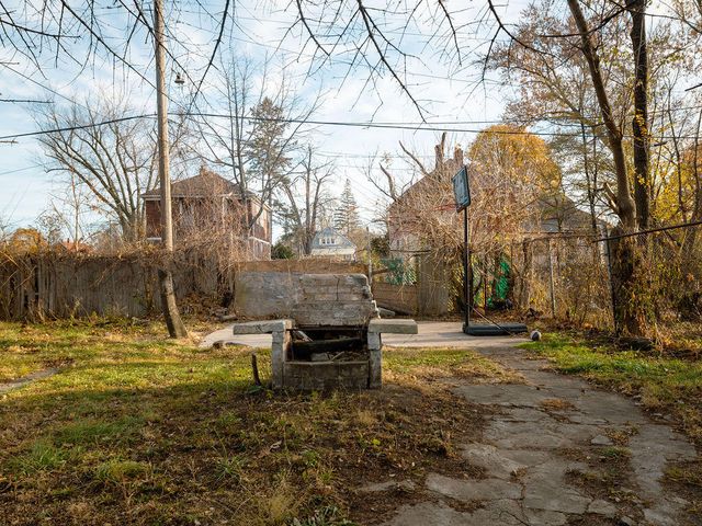 5062 Parker Street, Detroit, MI 48213