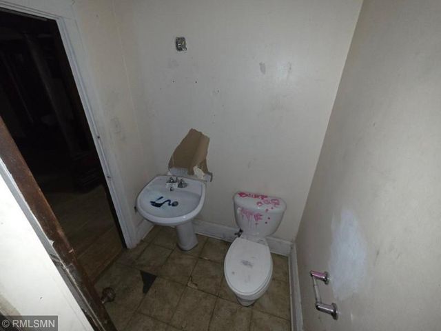 1207 N 18th Street, Superior, WI 54880