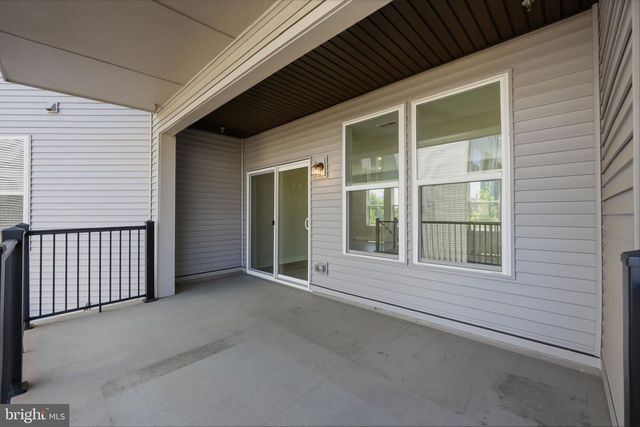 43830 MIDDLEWAY TER, Ashburn, VA 20147