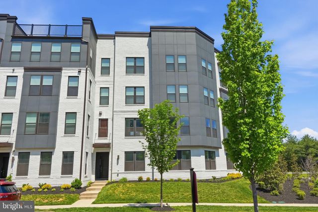 43830 MIDDLEWAY TER, Ashburn, VA 20147