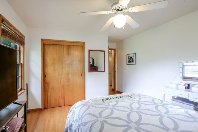 410 W Ash Street, Zionsville, IN 46077