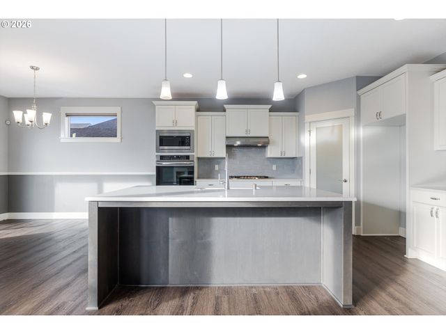 2353 Se 27TH St, Battle Ground, WA 98604