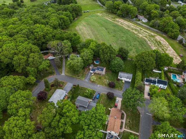 9 Monticello Drive, East Lyme, CT 06333