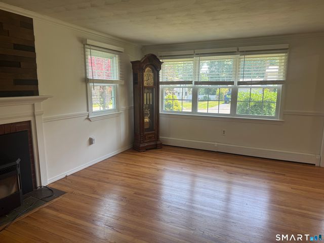 9 Monticello Drive, East Lyme, CT 06333