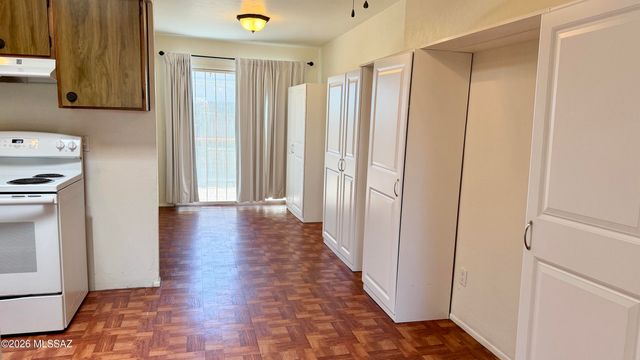 4192 N Western Winds Drive, Tucson, AZ 85705
