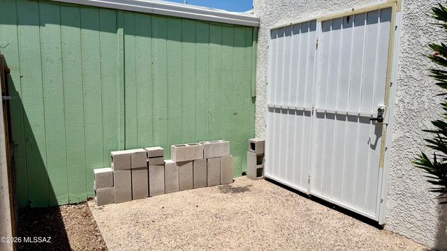 4192 N Western Winds Drive, Tucson, AZ 85705