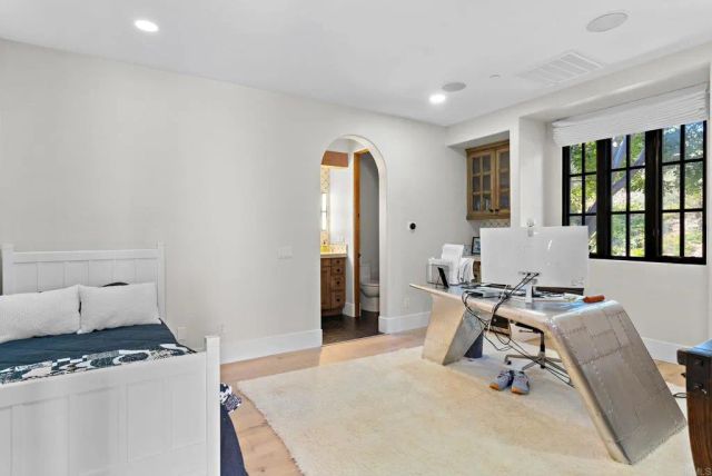 6937 Corte Spagna, Rancho Santa Fe, CA 92091