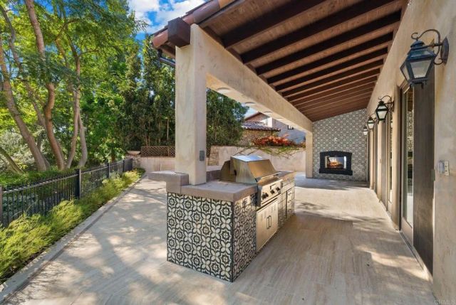 6937 Corte Spagna, Rancho Santa Fe, CA 92091