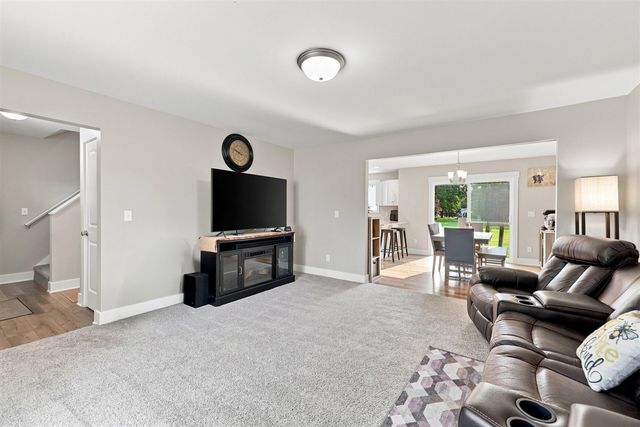 30 Ecklund Street, Sparta, MI 49345