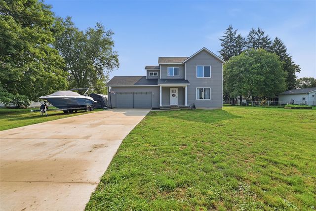 30 Ecklund Street, Sparta, MI 49345