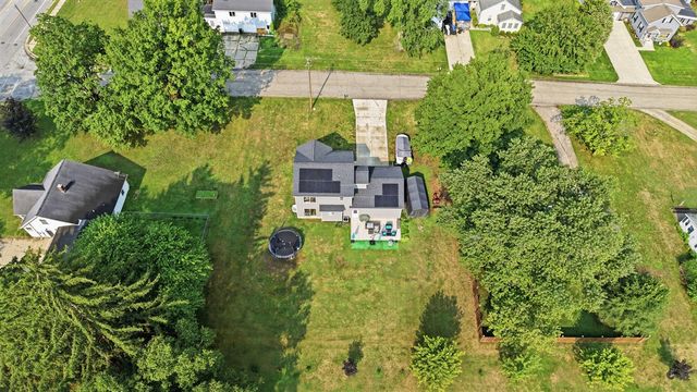 30 Ecklund Street, Sparta, MI 49345