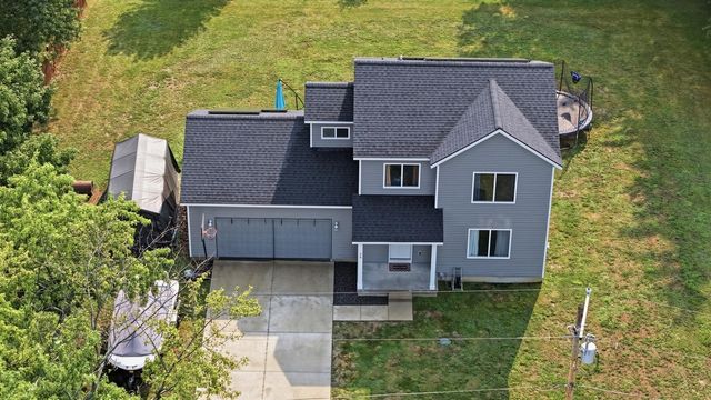 30 Ecklund Street, Sparta, MI 49345