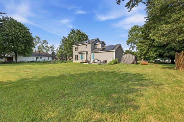 30 Ecklund Street, Sparta, MI 49345