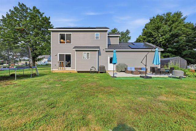 30 Ecklund Street, Sparta, MI 49345