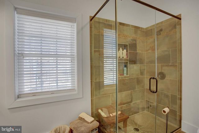 12101 MOUNTAINSIDE DR, Mercersburg, PA 17236