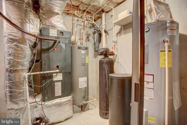 12101 MOUNTAINSIDE DR, Mercersburg, PA 17236