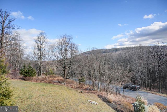 12101 MOUNTAINSIDE DR, Mercersburg, PA 17236