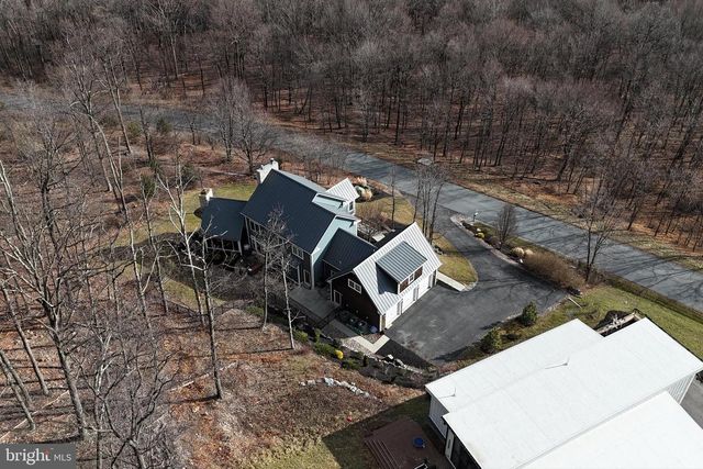 12101 MOUNTAINSIDE DR, Mercersburg, PA 17236