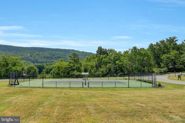 12101 MOUNTAINSIDE DR, Mercersburg, PA 17236