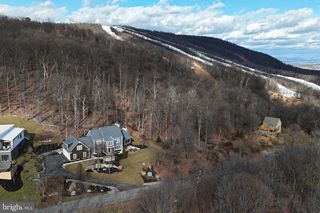 12101 MOUNTAINSIDE DR, Mercersburg, PA 17236