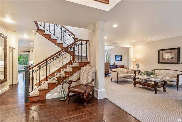 1095 E MARIWOOD CIR, North Salt Lake, UT 84054