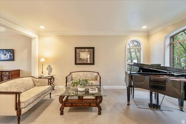 1095 E MARIWOOD CIR, North Salt Lake, UT 84054