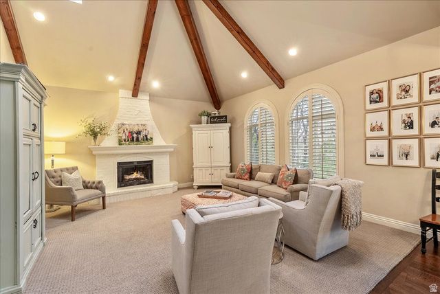 1095 E MARIWOOD CIR, North Salt Lake, UT 84054