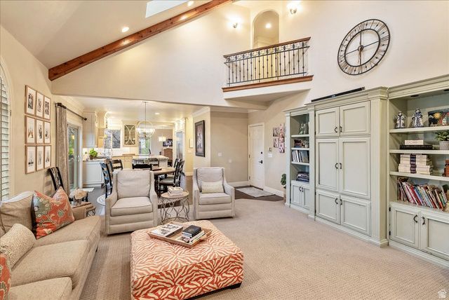 1095 E MARIWOOD CIR, North Salt Lake, UT 84054