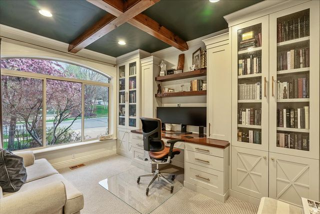 1095 E MARIWOOD CIR, North Salt Lake, UT 84054