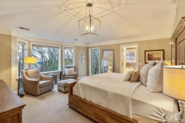 1095 E MARIWOOD CIR, North Salt Lake, UT 84054