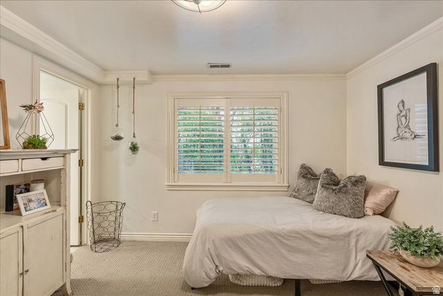 1095 E MARIWOOD CIR, North Salt Lake, UT 84054