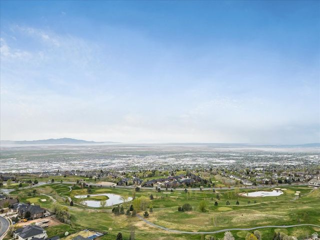 1095 E MARIWOOD CIR, North Salt Lake, UT 84054