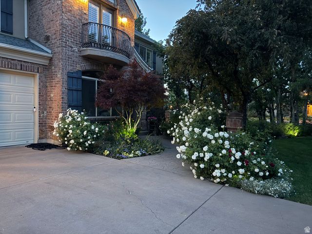 1095 E MARIWOOD CIR, North Salt Lake, UT 84054