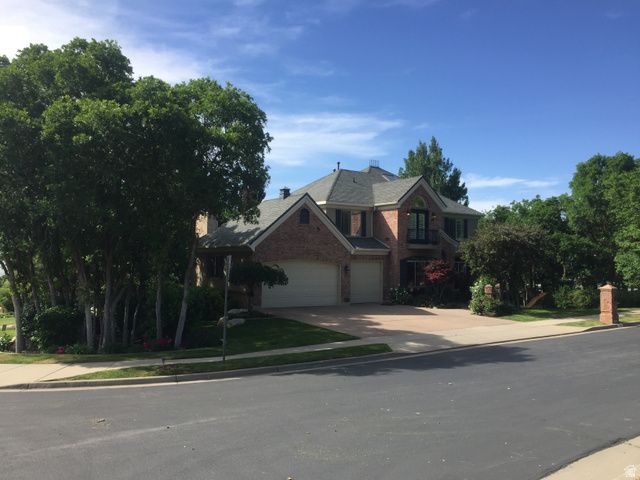 1095 E MARIWOOD CIR, North Salt Lake, UT 84054