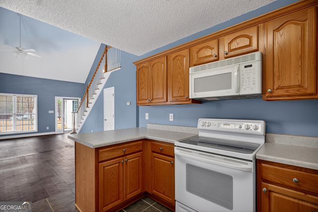 107 Waters Edge Drive, Lagrange, GA 30240