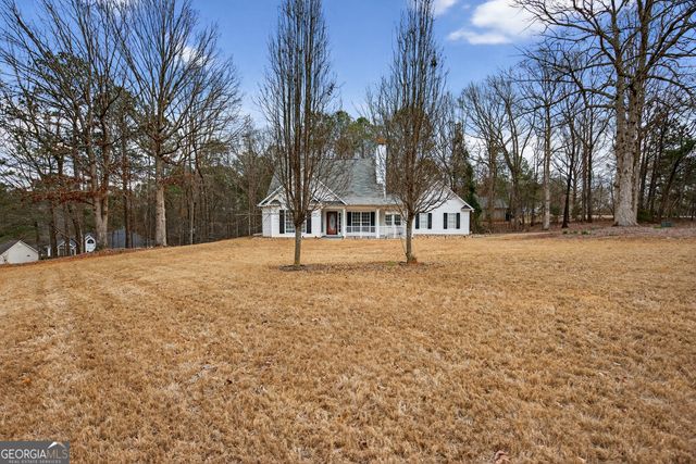 107 Waters Edge Drive, Lagrange, GA 30240