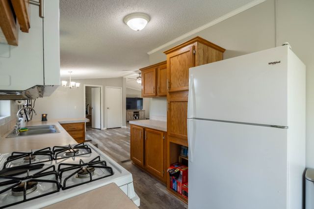 33047 Finestead Drive, Granger, IA 50109