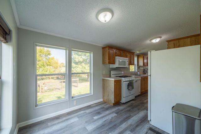 33047 Finestead Drive, Granger, IA 50109