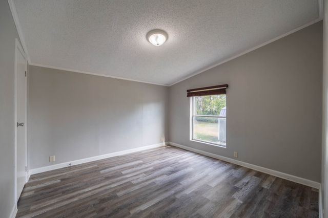 33047 Finestead Drive, Granger, IA 50109