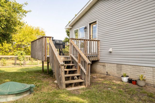 33047 Finestead Drive, Granger, IA 50109