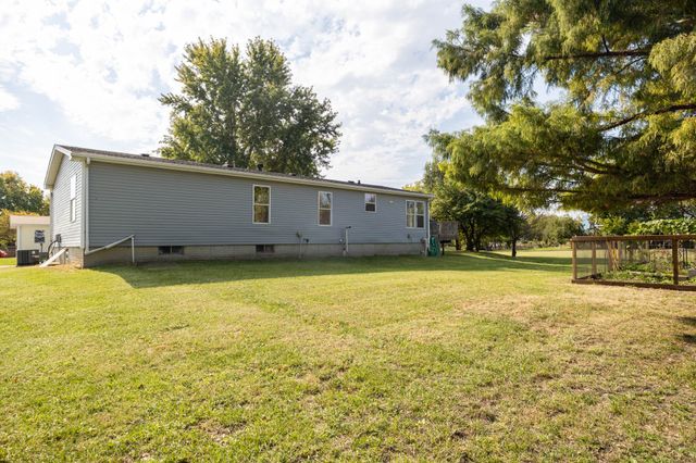 33047 Finestead Drive, Granger, IA 50109