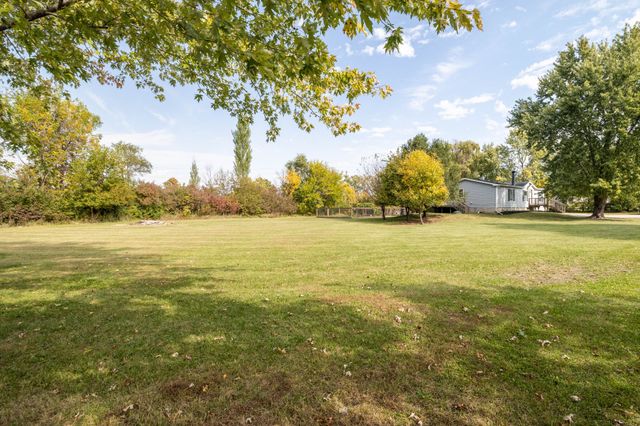 33047 Finestead Drive, Granger, IA 50109