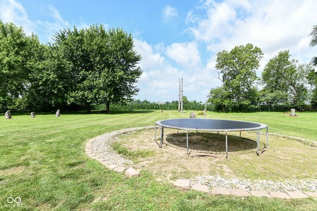 110 N 600 E, Greenfield, IN 46140